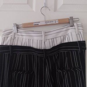 High waisted pants, brand Black Tape, pinstripe with unique double waist. Size l